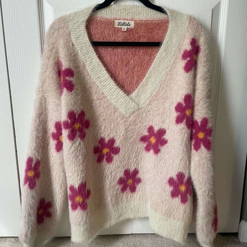 Listicle sweater